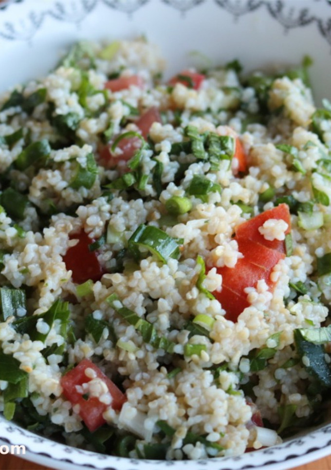 A picture of Tabbouleh.