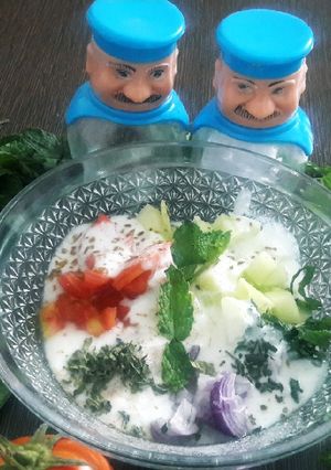 वेजिटेबल रायता (Vegetable raita recipe in Hindi) रेसिपी मुख्य फोटो