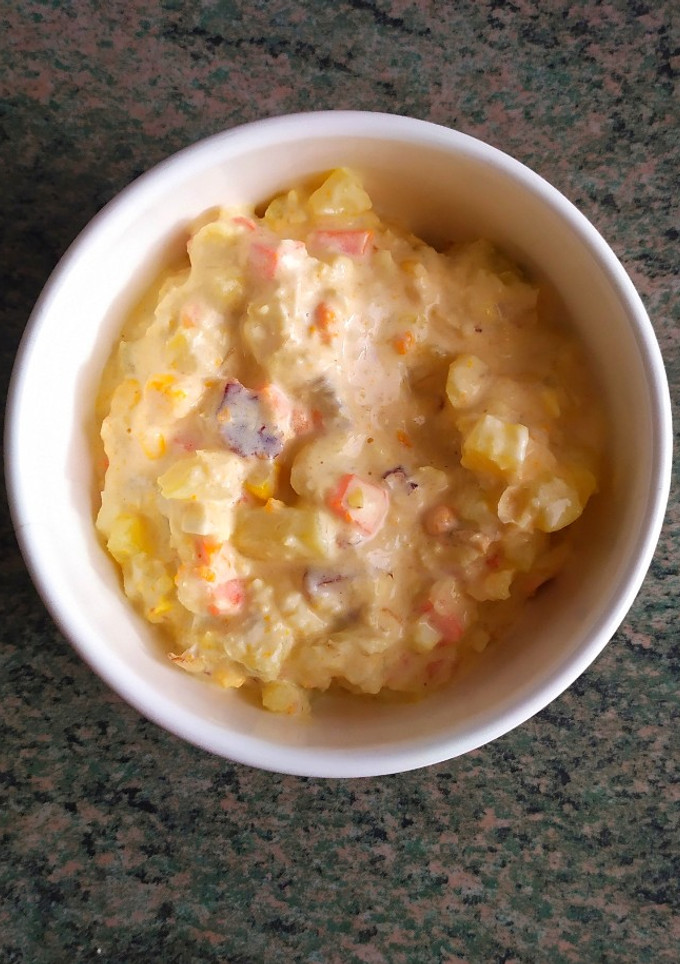 Una foto de Ensaladilla con cangrejo azul