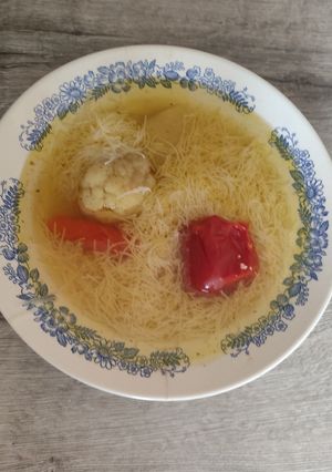 1976. Tyúk húsleves és sült tyúk belőle 😋😋 recept fotója