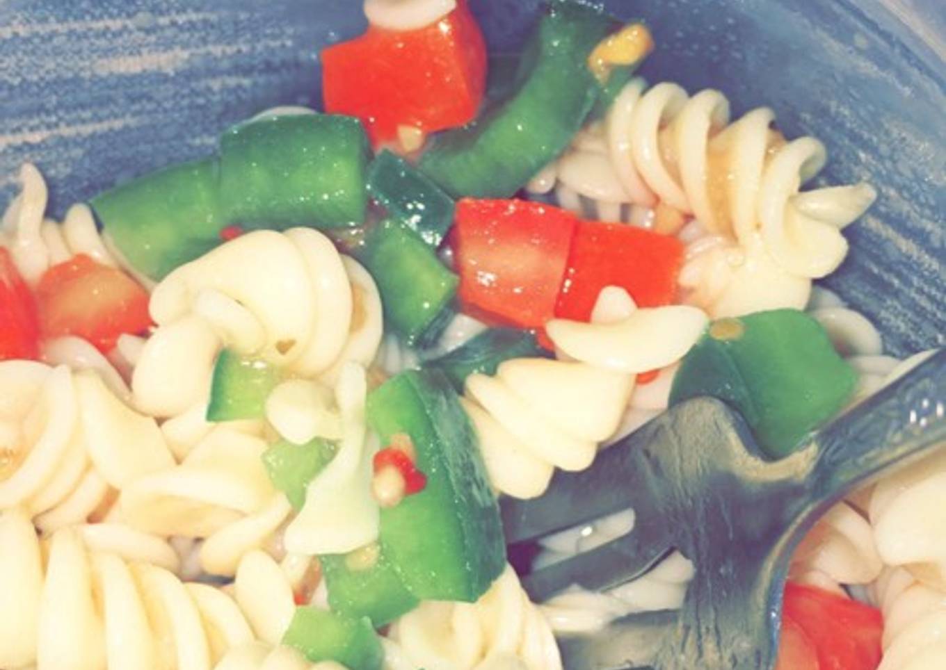 3 Step- Italian Dressing & Bell Pepper Summer Pasta Dish