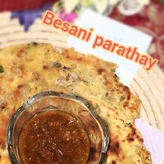 A picture of Mom's special Besani parathay.
