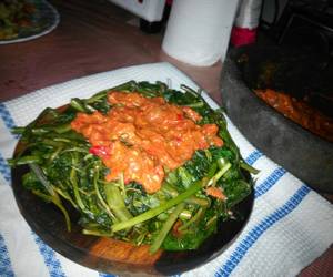 Resep mudah Rujak Kangkung Dg Sambal Terasi Nikmat Lezat