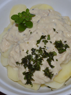 Una foto de Papas a la crema de atún