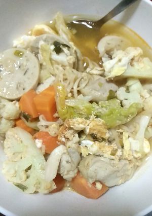รูปของ มาม่าต้มยำไข่ไก่บล็อคโคลี่