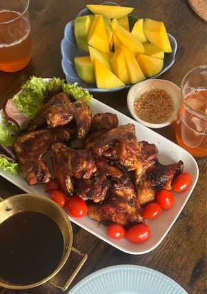 Hình của món Cánh gà nướng mật ong.
