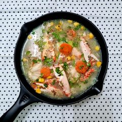 A picture of Crab treasure soup.