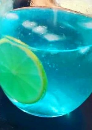 A picture of Butterfly pea honey drink.