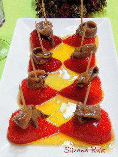 Una foto de 119.🍓Fresas con anchoas🐟