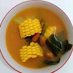 A picture of Sayur Asem.