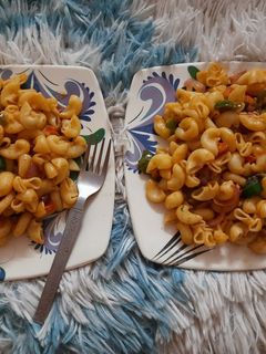 देसी पास्ता (desi pasta recipe in Hindi) रेसिपी मुख्य फोटो