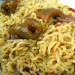 A picture of Oriental Vegetable Noodles.
