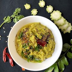 A picture of Beerakaya Pachadi (Turai / Ridge Gourd Chutney - Andhra style).