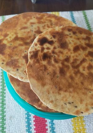 A picture of Jeera Khakhra.