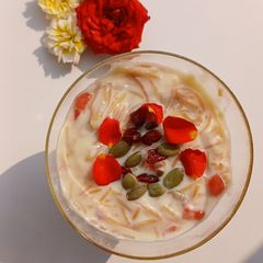 A picture of Refreshing Custard Seviyan.