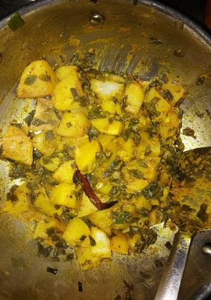 स्प्रिंग प्याज़ सब्जी (Spring onion subji recipe in hindi) रेसिपी मुख्य फोटो
