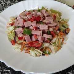 Una foto de Ensalada de jamón york en 11 minutos