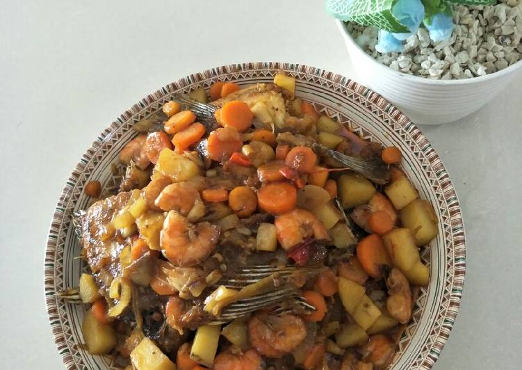 Resep Gurami asam manis pedas dg sayuran dan udang yang Sempurna
