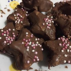 A picture of Star chocolate bread.