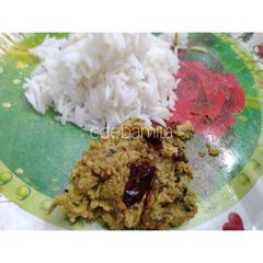 A picture of Drumsticks flower curry.