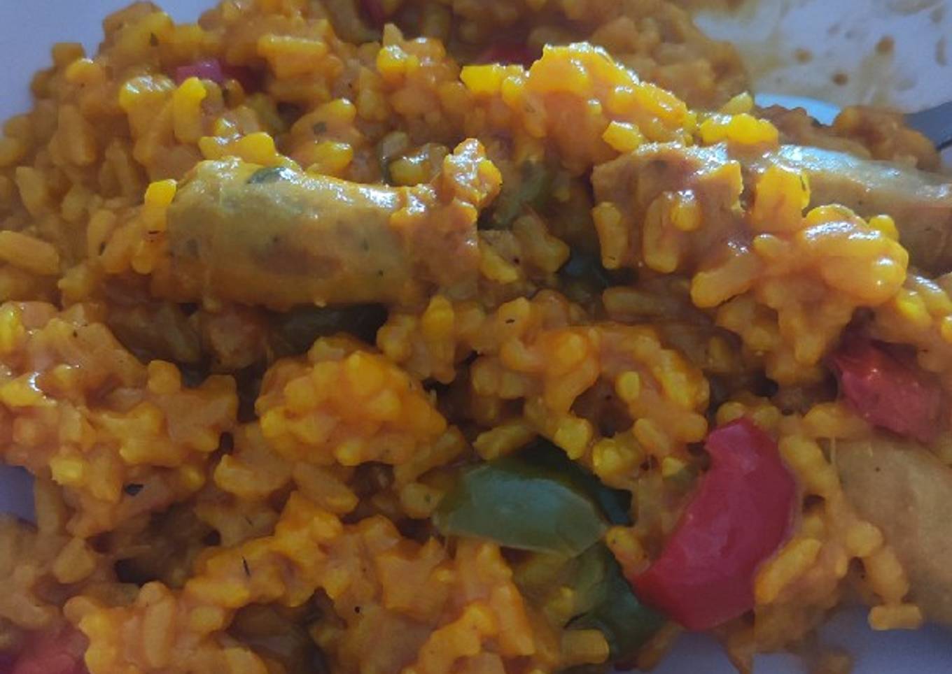 Arroz con salchicha fresca en olla GM h Deluxe