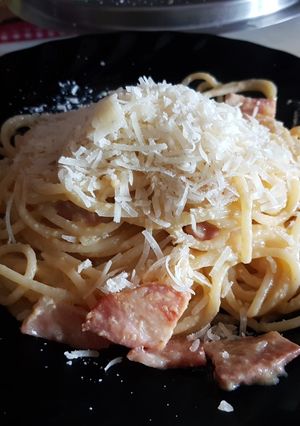 Una foto de Spaghettis a la Carbonara