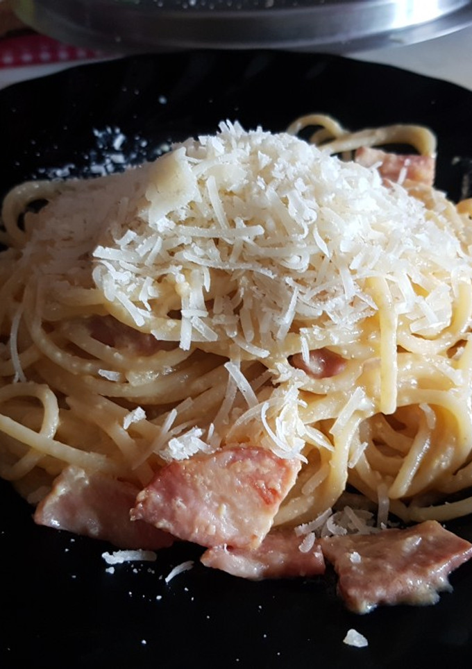 Una foto de Spaghettis a la Carbonara