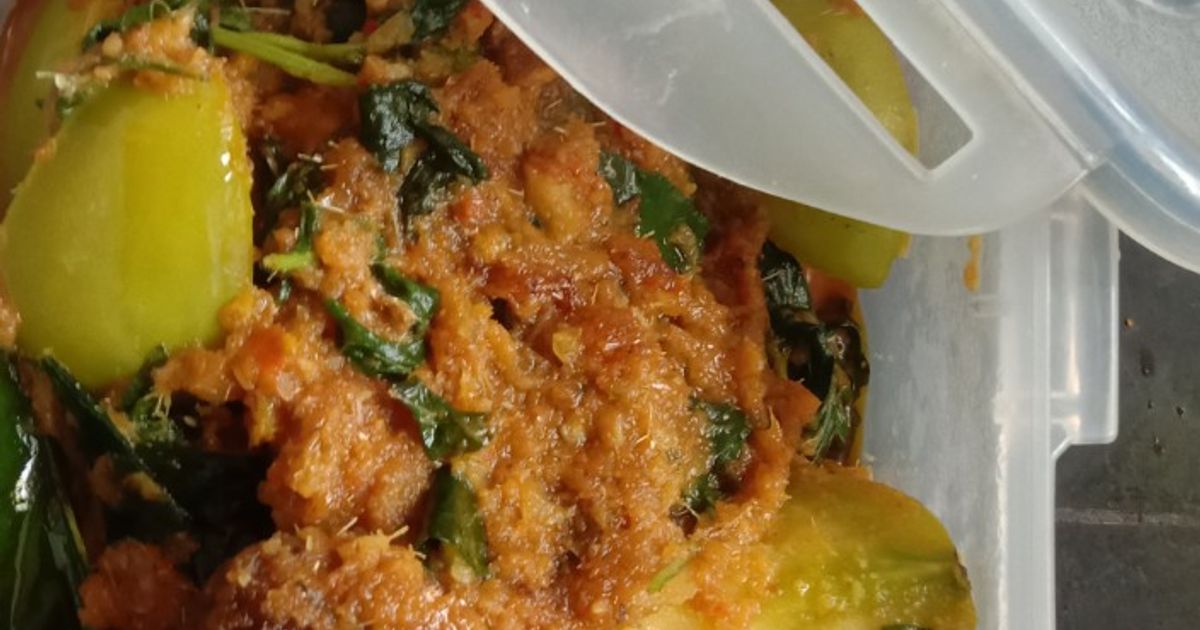 Rica-Rica Ikan Kaleng Sarden