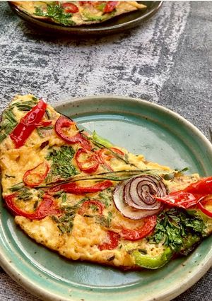 Foto resep Dadar Telur Keju Topping Sayur (sisa di kulkas)