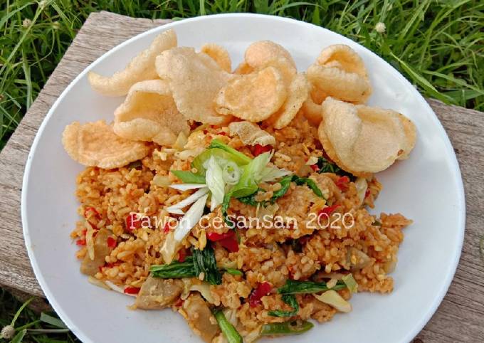 Nasi Goreng "Gila"