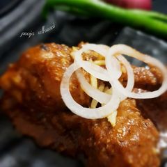 A picture of Bhunaa chicken.