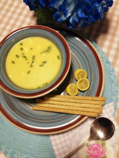 صورة لوصفة شوربه القرع مع الكريمه من مطبخ نانا