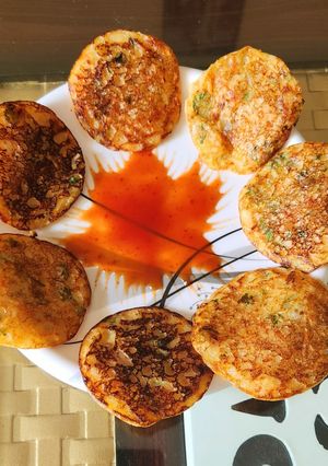 A picture of Broken wheat mini pancakes.