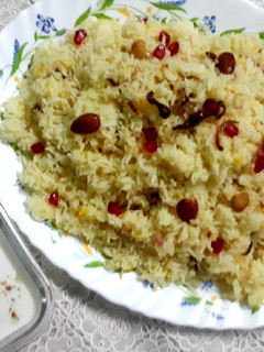 A picture of Kashmiri pulao.
