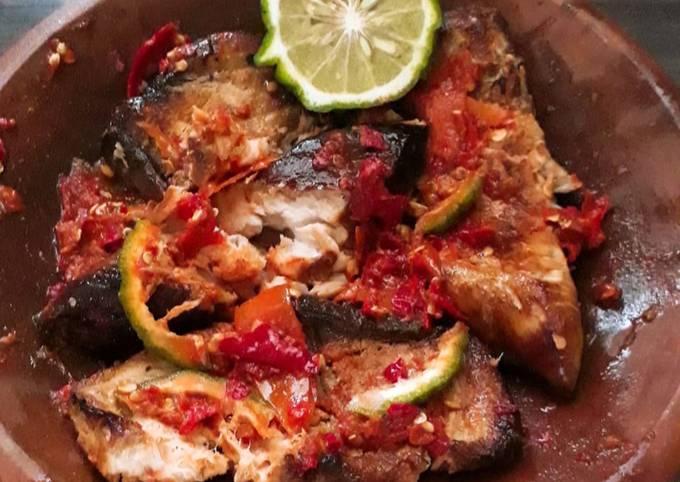 Resep Sambal Ikan Pari Asap Anti Gagal