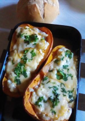 Una foto de Zapallo anco relleno al horno 🏜️