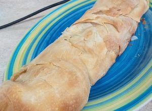 Una foto de Strudel de Manzana 🍎 con Masa Philo