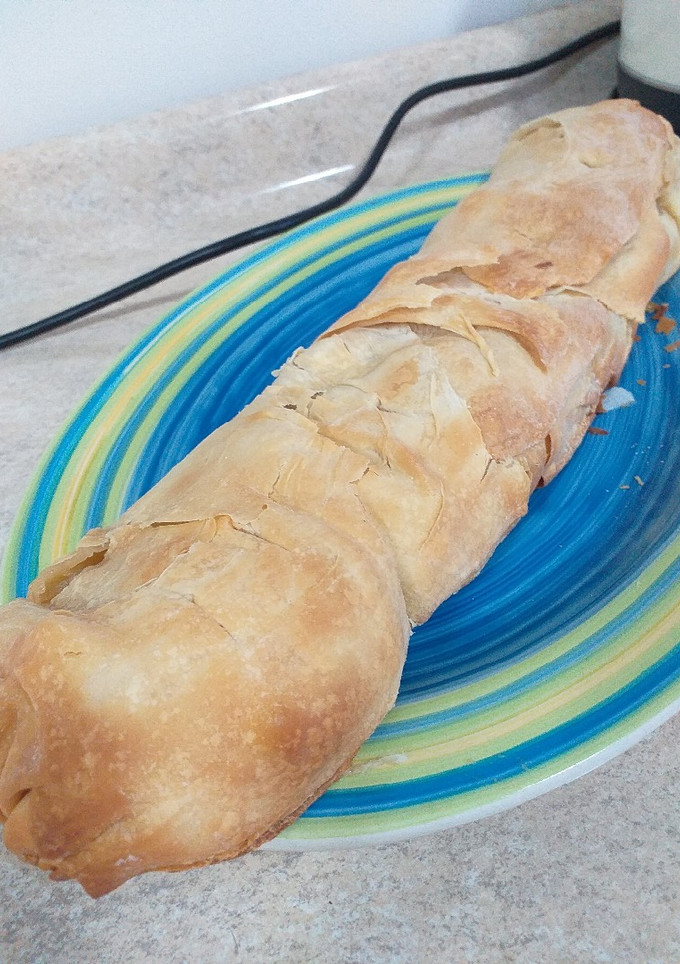 Una foto de Strudel de Manzana 🍎 con Masa Philo