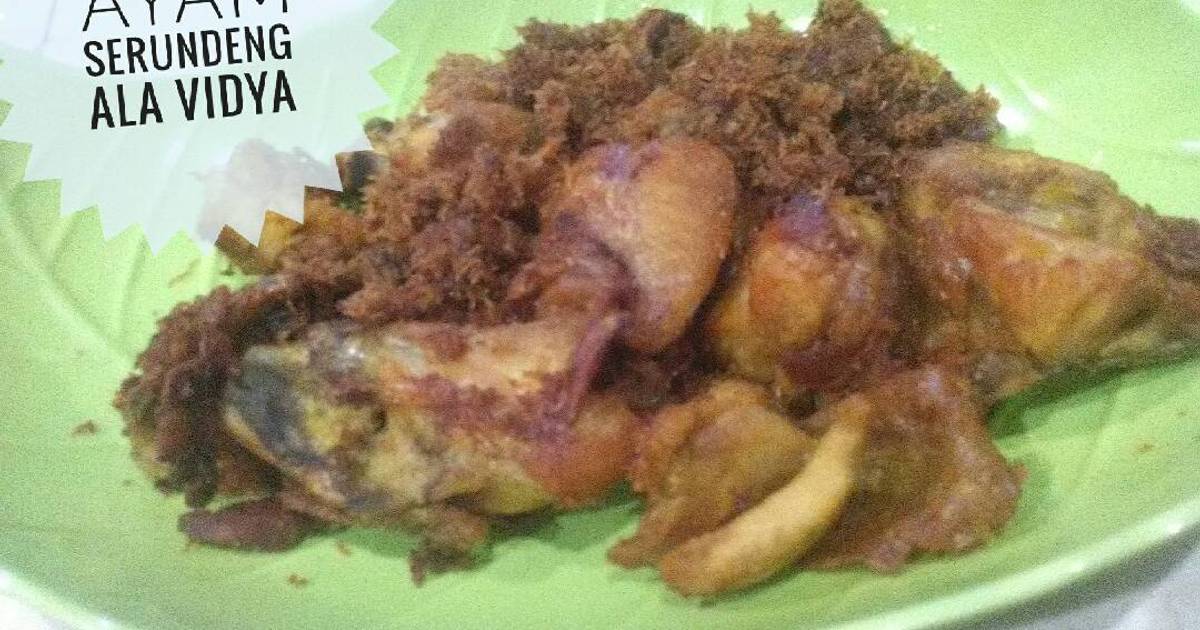 Resep Ayam serundeng (kelapa lengkuas) oleh nurina vidya 