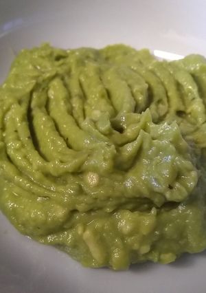 Una foto de Crema de aguacate para tostas