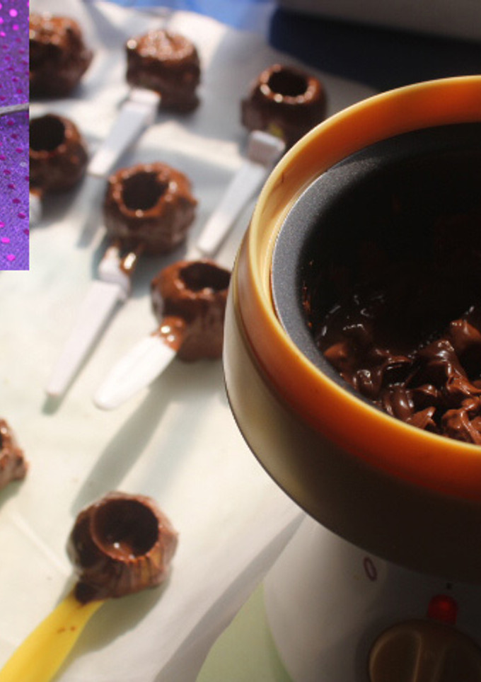 Una foto de Manzanas cubiertas de chocolate
