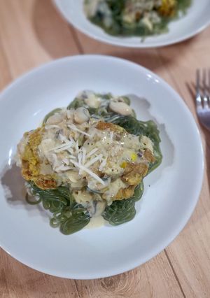 Foto resep Spirulina noodle with Chicken steak creamy sauce