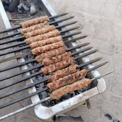 A picture of Seekh kababs.