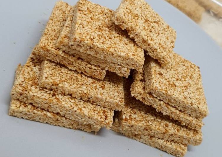 How to Make Favorite Sesame crunch