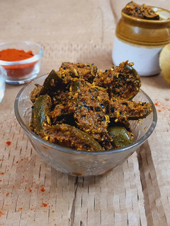 आम का अचार (Aam Ka Achar recipe in hindi) रेसिपी मुख्य फोटो