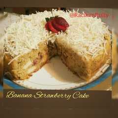 Banana Strawberry Cake রেসিপির প্রধান ছবি