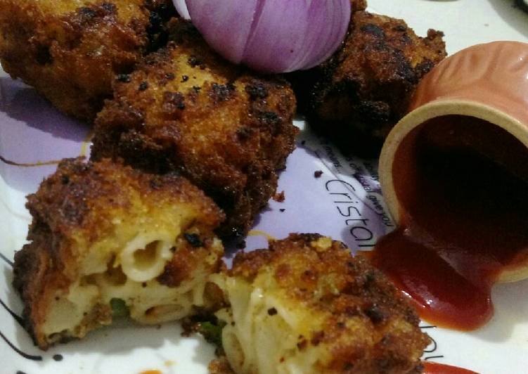 Simple Way to Make Favorite Cheesy Stuffed Fried Pasta/pasta kebab