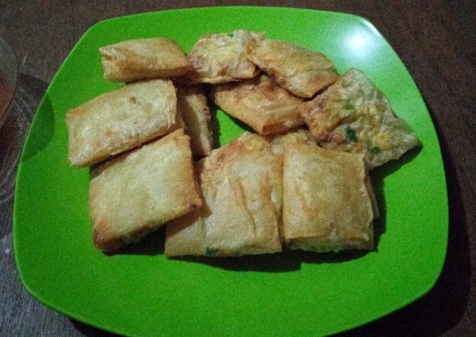 Martabak mini