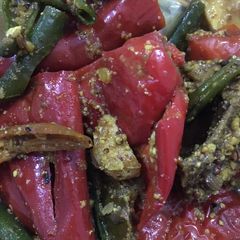 A picture of Lal mirch ka achar.