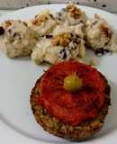 Coliflores en crema de coco con frutos secos y pinchos de hamburguesa de judías verdes con tomate